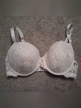 Light Pink Lacy Bra 36D